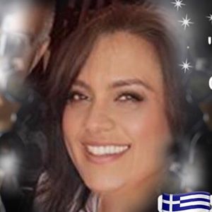 Meet your Posher, Renia